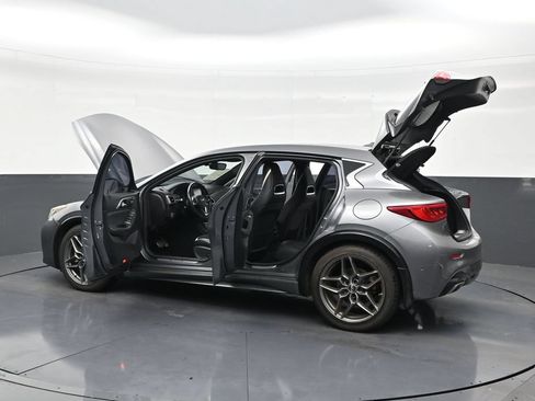 Used 2019 INFINITI QX30 Sport w/ Cargo Package FWD image 33