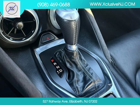 Used 2022 Chevrolet Camaro SS w/ Design Package 2 image 19