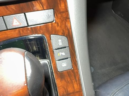 Used 2011 Buick LaCrosse CXS FWD image 35