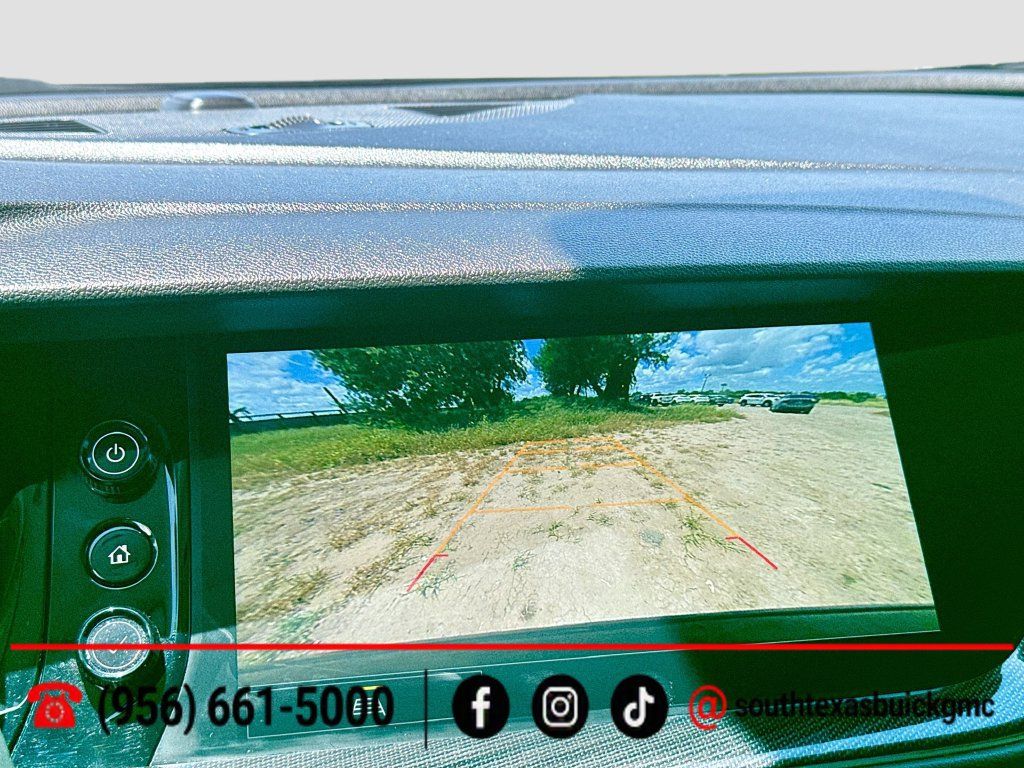 Used 2023 Buick Envision Essence w/ Sport Touring Package FWD image 17