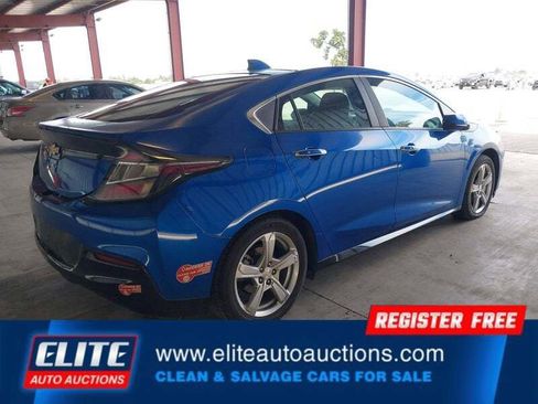 Used 2017 Chevrolet Volt LT w/ Comfort Package FWD image 8