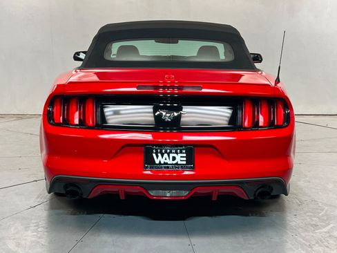 Used 2015 Ford Mustang Premium RWD image 5