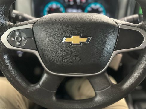 Used 2020 Chevrolet Colorado W/T w/ WT Convenience Package image 14