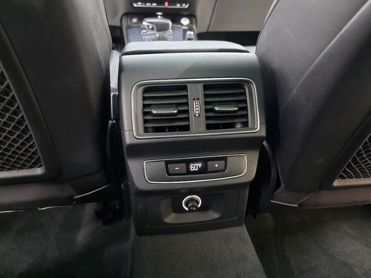 Used 2018 Audi SQ5 Prestige AWD/4WD image 28