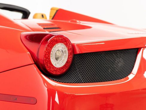 Certified 2015 Ferrari 458 Spider image 42