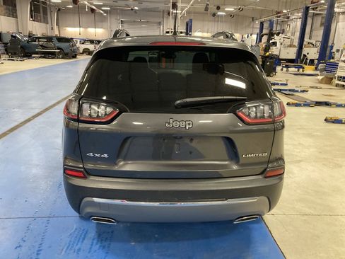 Used 2022 Jeep Cherokee Limited image 6