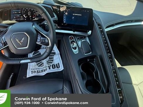 Used 2024 Chevrolet Corvette Z06 RWD image 25