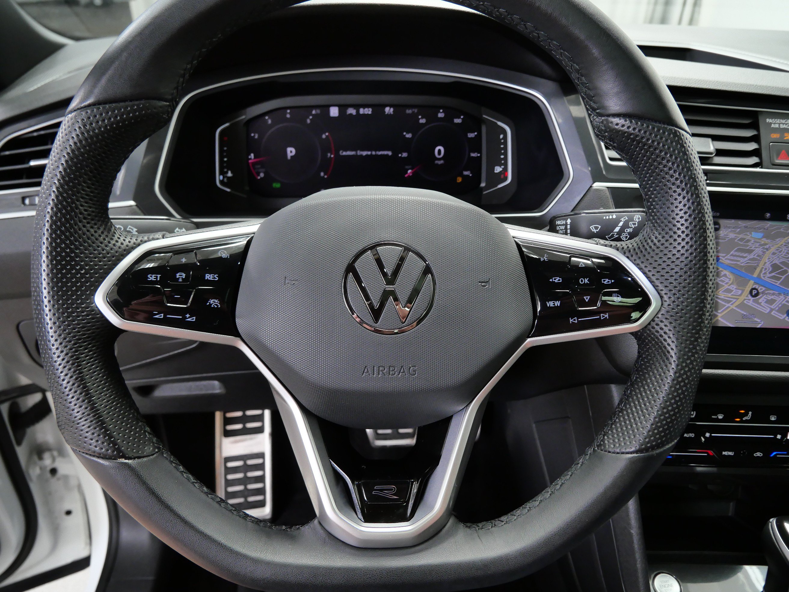 Used 2024 Volkswagen Tiguan SEL R-Line w/ MDO Package, Two-Row AWD/4WD image 22