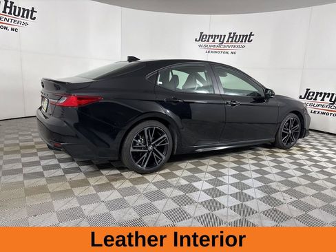 Used 2025 Toyota Camry XSE image 5