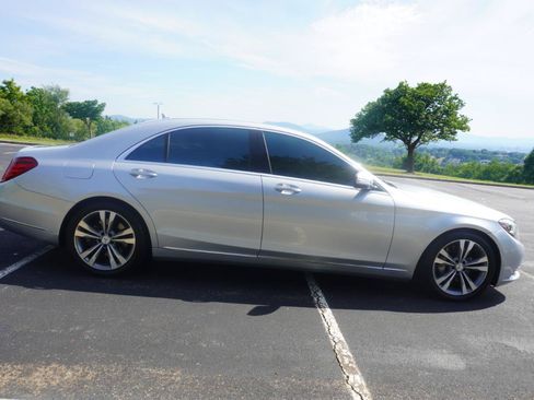 Used 2015 Mercedes-Benz S 550 4MATIC Sedan image 9