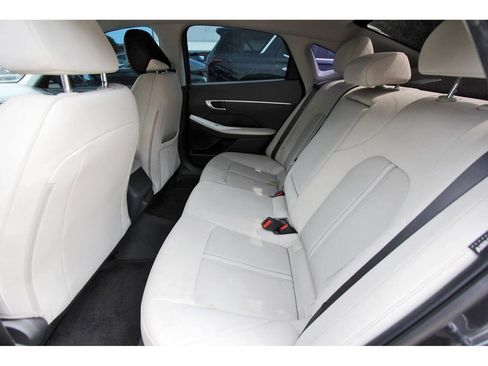 Used 2023 Hyundai Sonata SEL FWD image 11