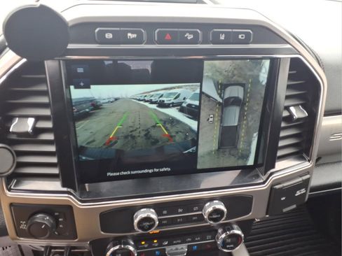 Used 2022 Ford F350 Platinum image 10