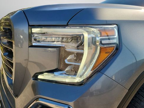 Used 2021 GMC Sierra 1500 AT4 w/ Technology Package image 5