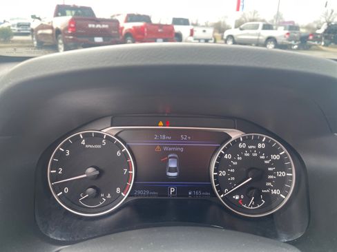 Used 2025 Nissan Altima 2.5 SV image 11