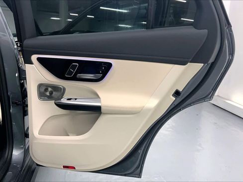Certified 2023 Mercedes-Benz GLC 300 image 13