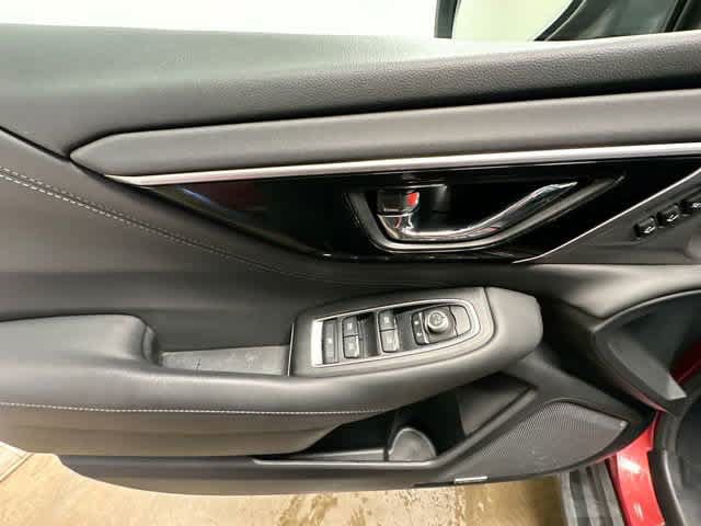 Used 2020 Subaru Outback Limited AWD/4WD image 19