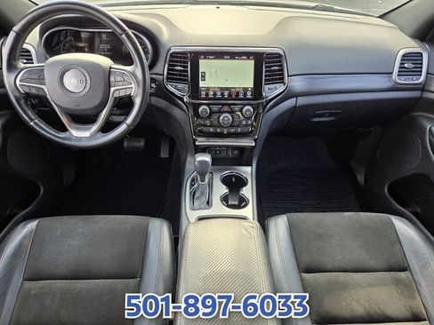 Used 2020 Jeep Grand Cherokee Altitude RWD image 12