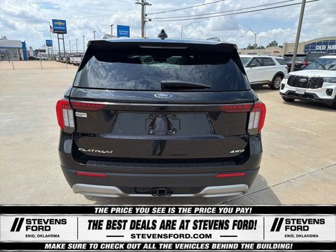 Used 2025 Ford Explorer Platinum AWD/4WD image 11