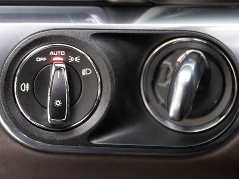 Used 2014 Porsche 911 Carrera 4S image 67