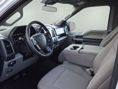 Used 2019 Ford F150 XLT w/ Equipment Group 302A Luxury AWD/4WD image 12