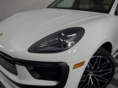 New 2026 Porsche Macan AWD/4WD image 11