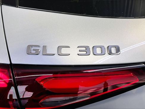 New 2026 Mercedes-Benz GLC 300 4MATIC image 6