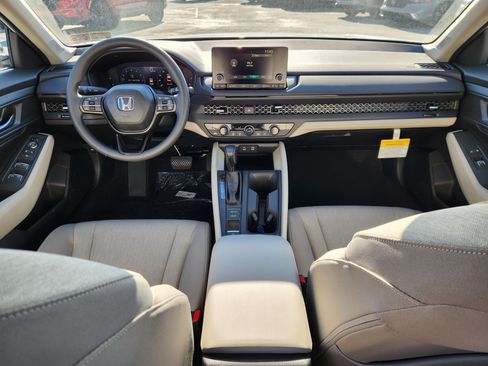 New 2025 Honda Accord SE image 7
