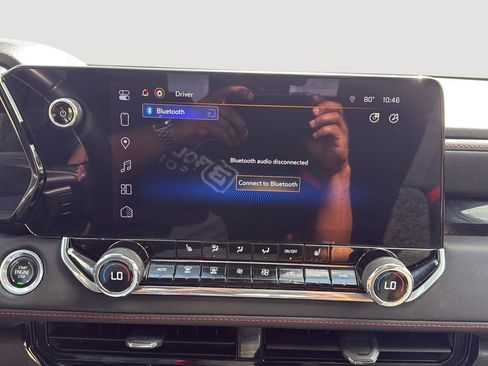 Used 2023 Chevrolet Colorado Z71 w/ Z71 Convenience Package 2 image 17