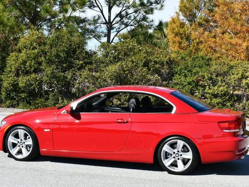 Used 2008 BMW 335i Convertible image 4