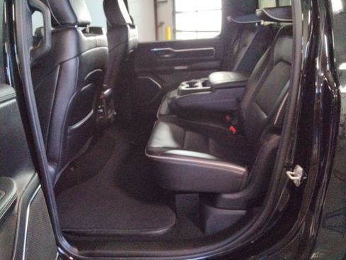 Used 2025 RAM 1500 Laramie image 10