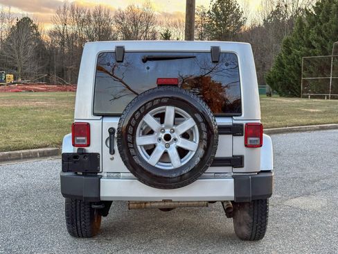 Used 2012 Jeep Wrangler Unlimited Sahara w/ Dual Top Group image 14