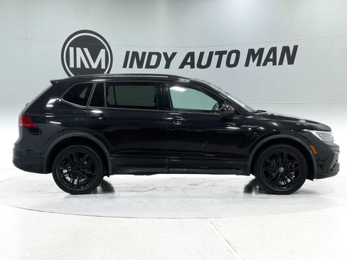 Used 2022 Volkswagen Tiguan SE R-Line FWD image 3