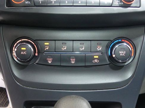 Used 2018 Nissan Sentra S FWD image 38