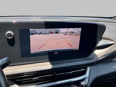 Used 2025 Buick Envista Sport Touring w/ Experience Buick Package FWD image 27