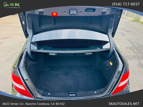 Used 2012 Mercedes-Benz C 250 Sedan image 31