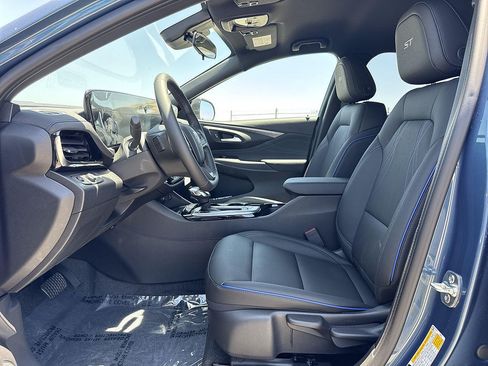 New 2026 Buick Envista Sport Touring w/ Convenience II Package FWD image 19