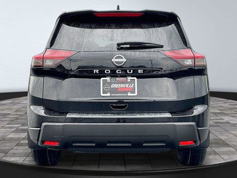 New 2026 Nissan Rogue SV FWD image 5