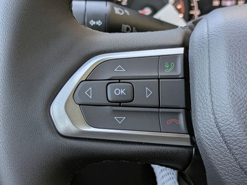 New 2026 Jeep Compass Latitude image 19