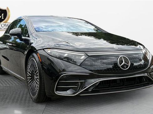 Used 2023 Mercedes-Benz EQS 580 4MATIC Sedan image 7