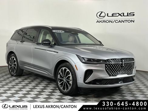 Used 2024 Lincoln Nautilus Reserve w/ Equipment Group 202A AWD/4WD image 1