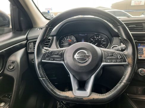 Used 2017 Nissan Rogue Sport SL w/ SL Premium Package AWD/4WD image 15