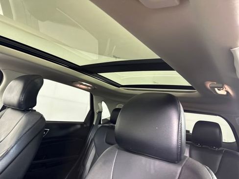 Used 2017 Ford Edge Titanium w/ Equipment Group 301A image 12