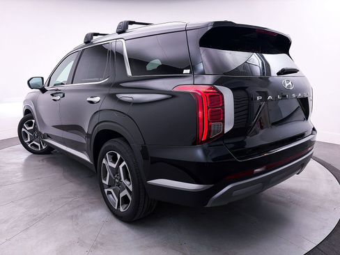 Used 2024 Hyundai Palisade SEL AWD/4WD image 2