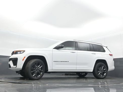 New 2026 Jeep Grand Cherokee L Limited image 33