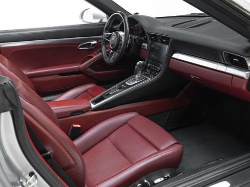 Used 2019 Porsche 911 Carrera image 79