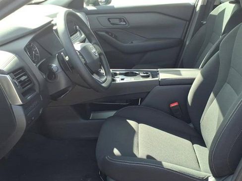 New 2026 Nissan Rogue S image 26