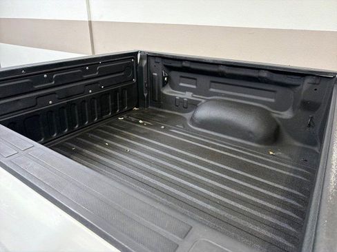 Used 2016 Toyota Tundra SR5 w/ SR5 Upgrade Package AWD/4WD image 52