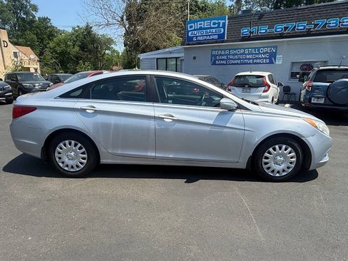 Used 2012 Hyundai Sonata GLS FWD image 12