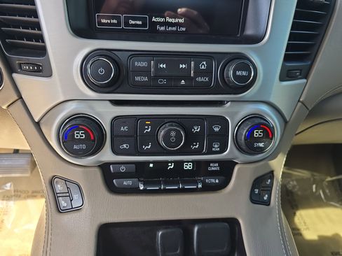 Used 2015 GMC Yukon XL SLT w/ Open Road Package image 23