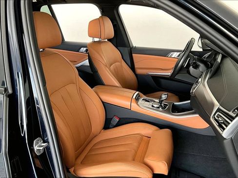 Used 2021 BMW X5 M50i w/ Premium Package AWD/4WD image 9